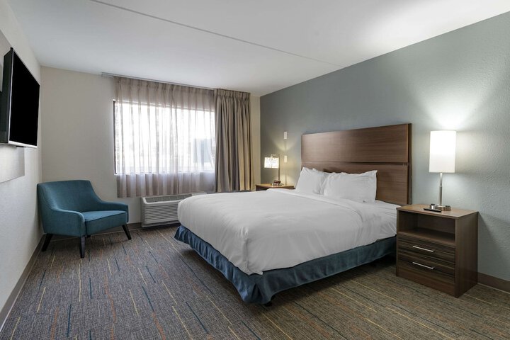 Room 14 of 36