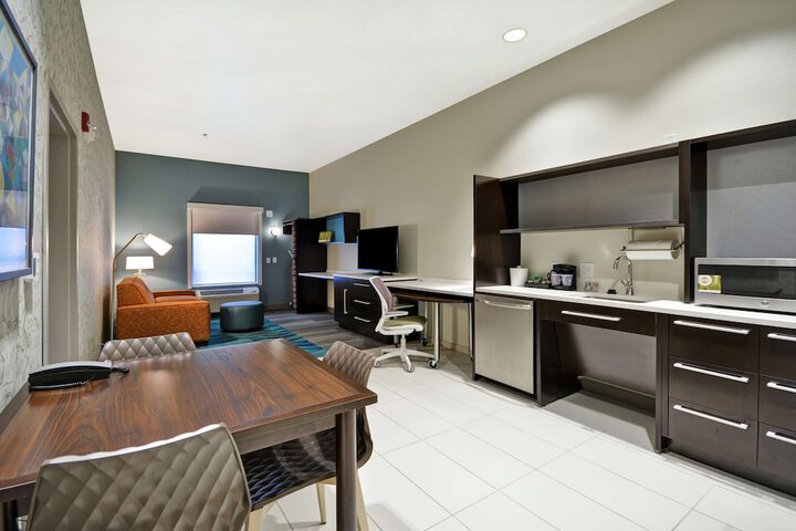 Room 16 of 45