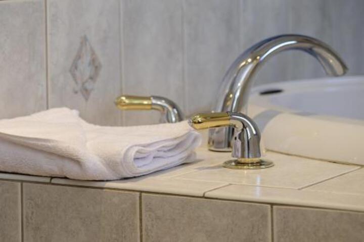 Mountain Peak 3.5 Bathrooms Home