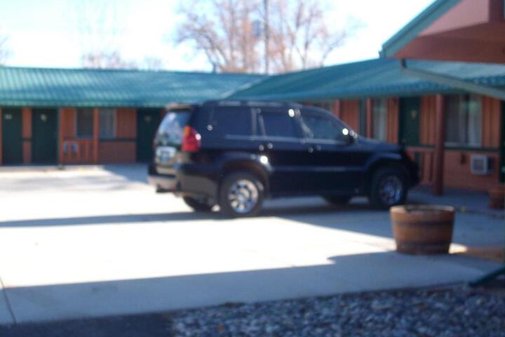 Western Motel Ranchester