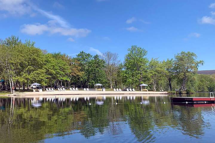 Mountain Springs Lake Resort