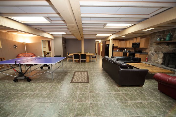 Room 34 of 86