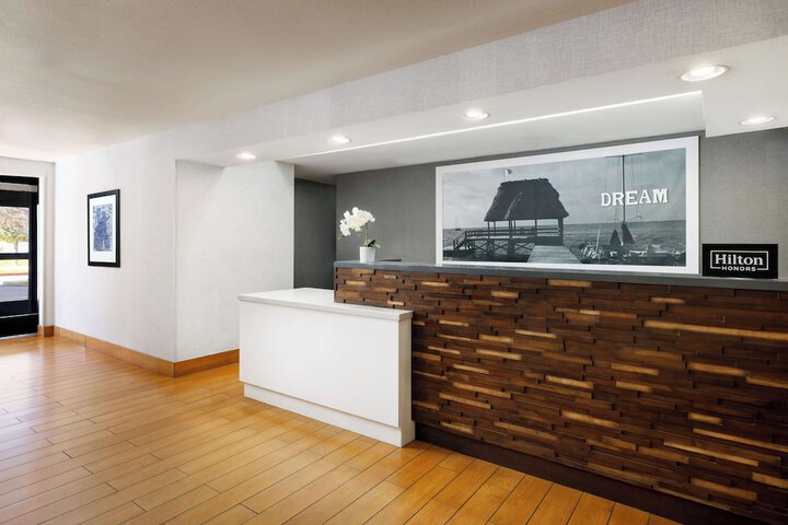 Hampton Inn Sacramento / Rancho Cordova