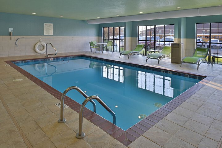Pool 8 of 40