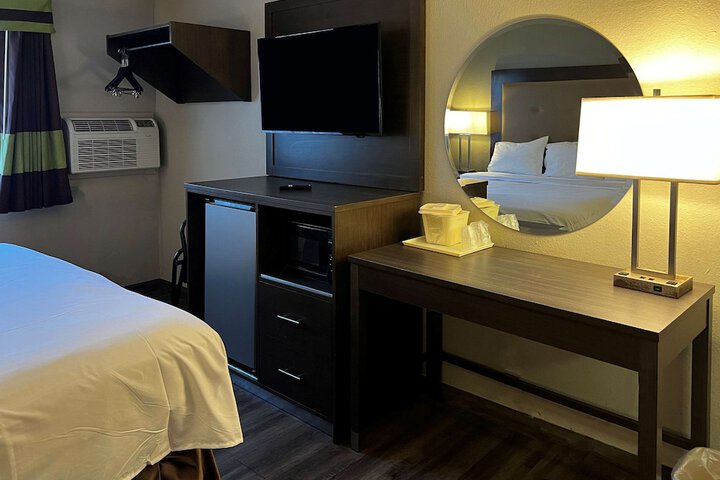 Room 21 of 22