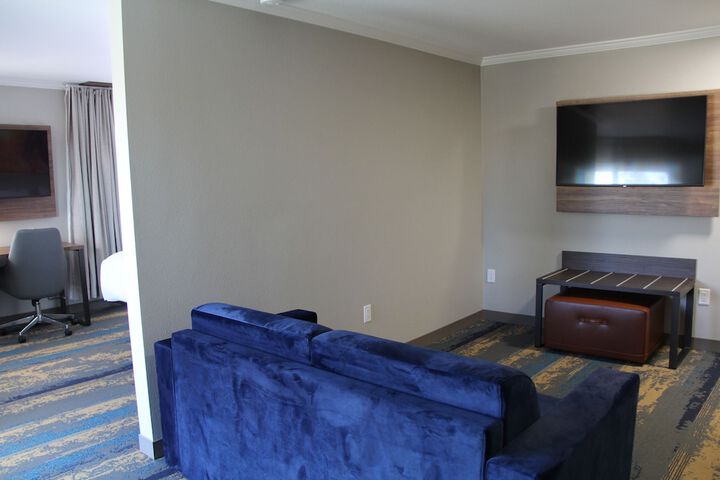 Room 49 of 97