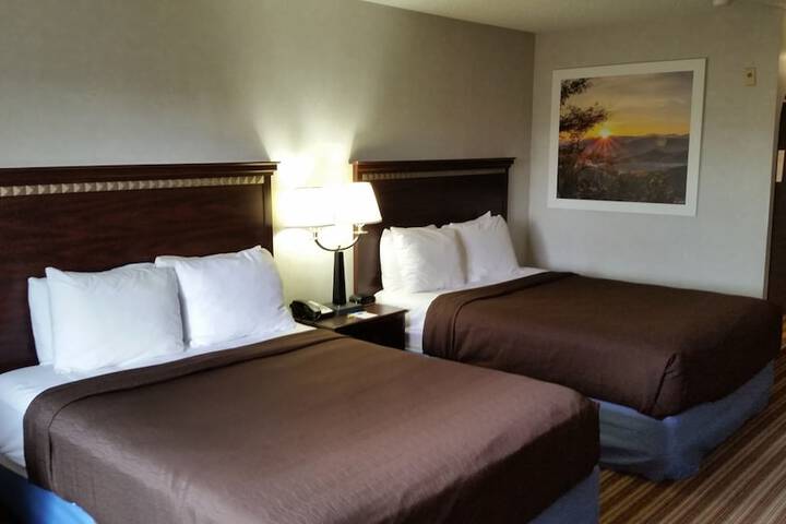 Room 12 of 36