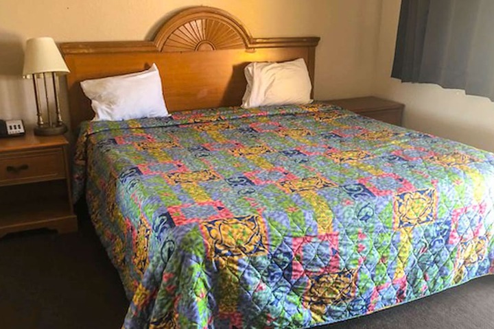 Room 28 of 31