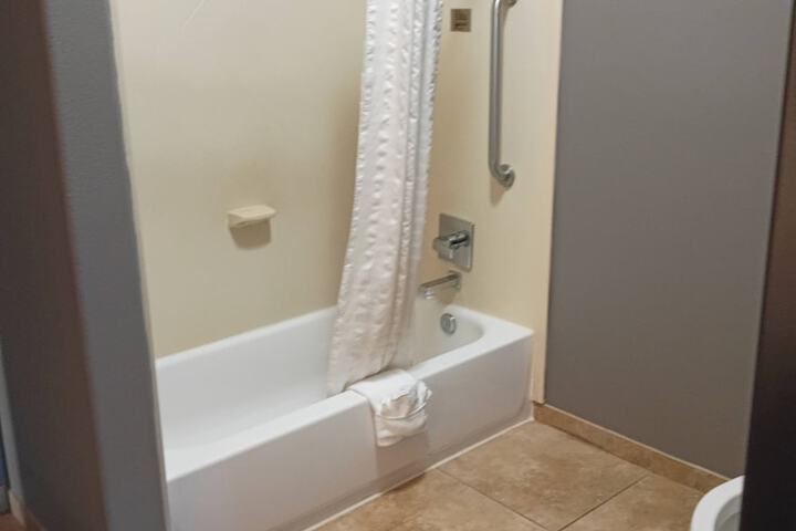 La Quinta Inn & Suites by Wyndham Little Rock - Bryant