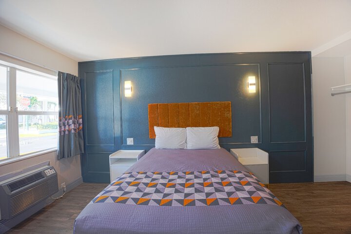 Room 106 of 126
