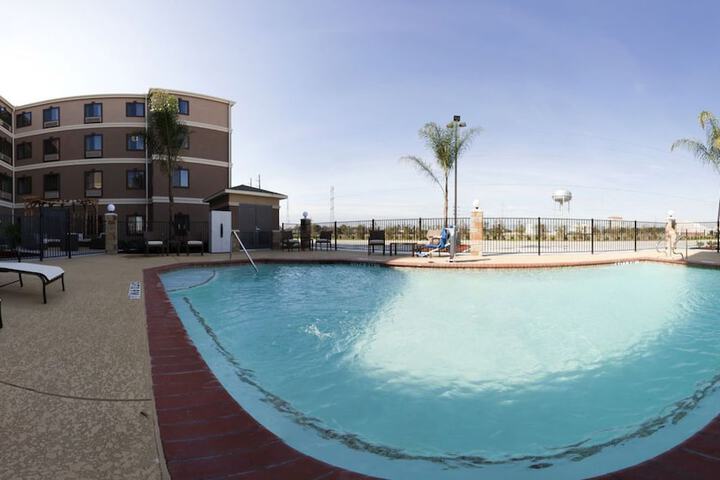 Staybridge Suites Houston Stafford - Sugar Land by IHG