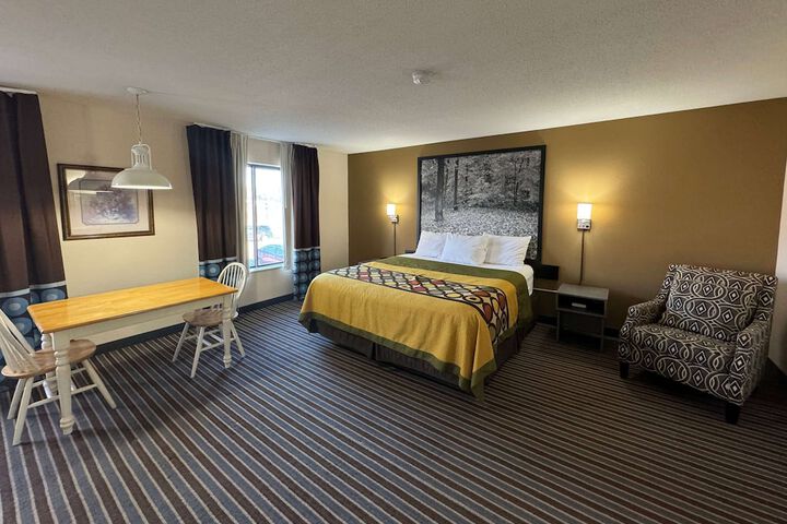 Room 5 of 35