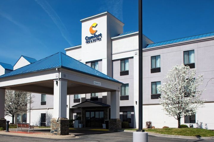 Comfort Inn & Suites Hutchinson