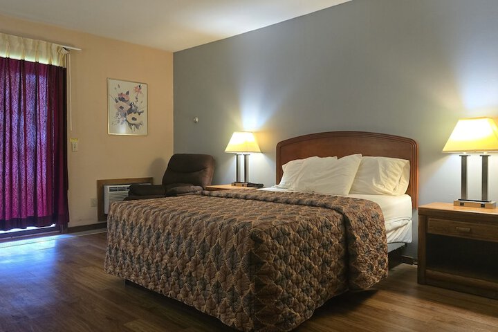 Timber Inn