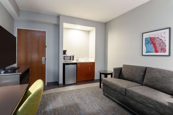 Room 35 of 51