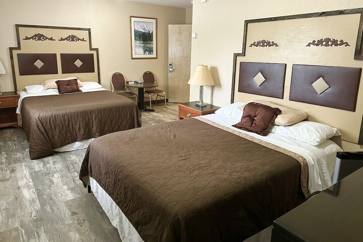 Room 48 of 79