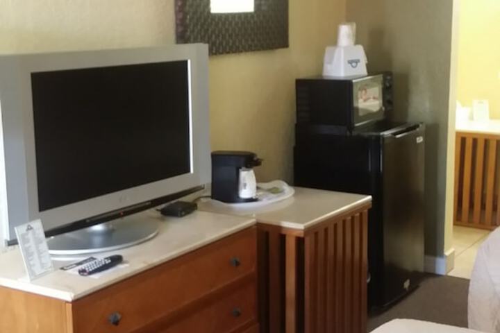 Room 70 of 85