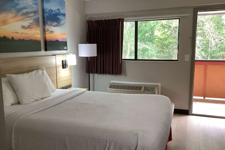 Room 14 of 34