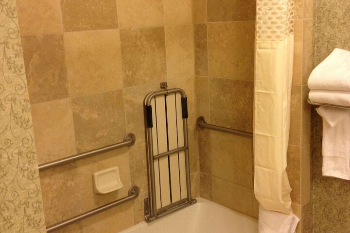 Room 45 of 72