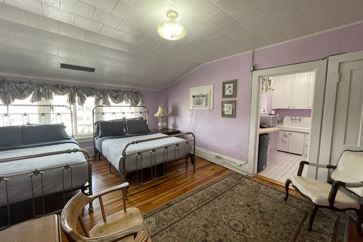 Room 60 of 90