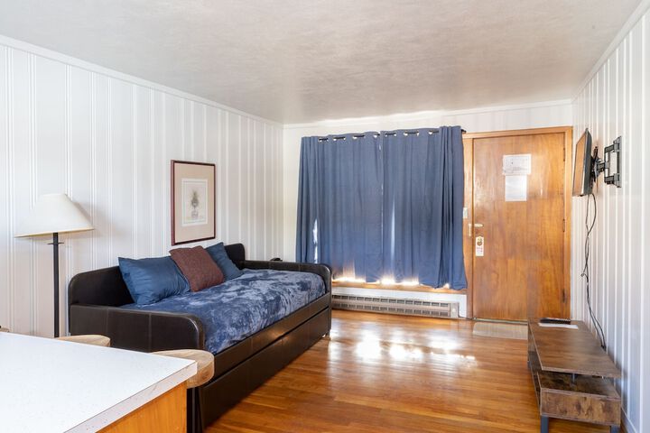 Room 15 of 20