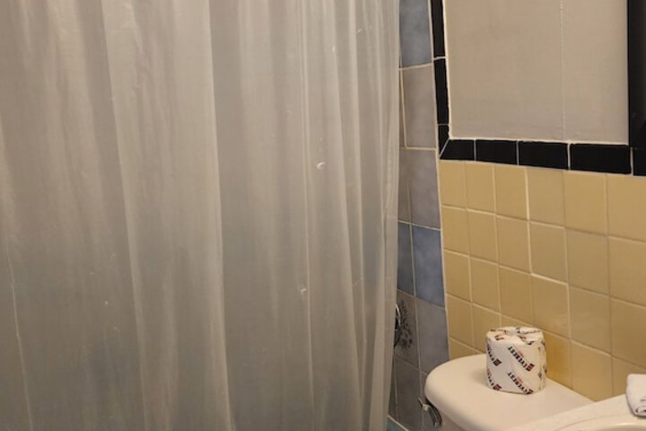 Room 78 of 90