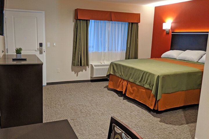 Room 19 of 32