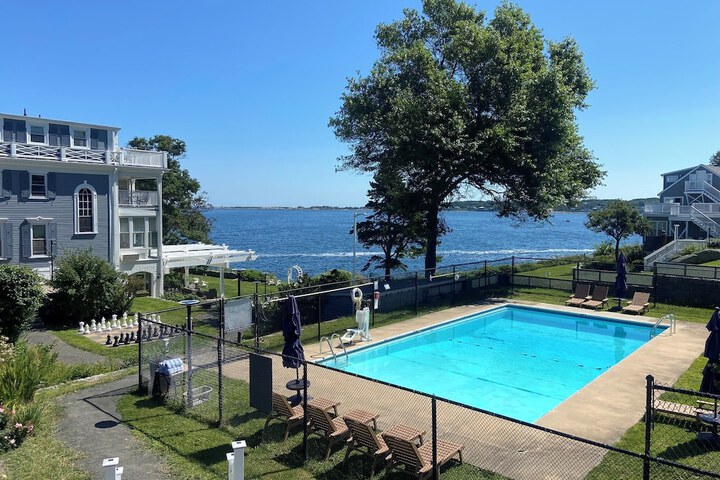 Pool 4 of 46