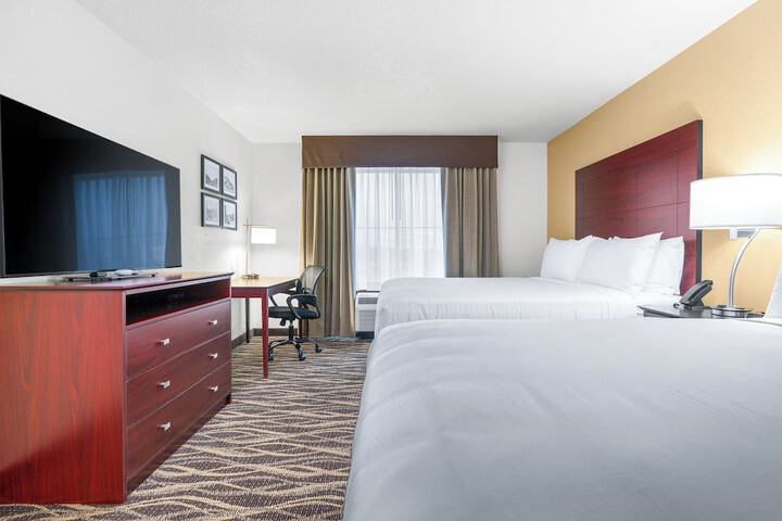 Cobblestone Hotel & Suites - Lynden