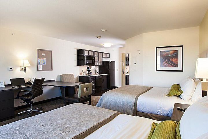 Room 35 of 38