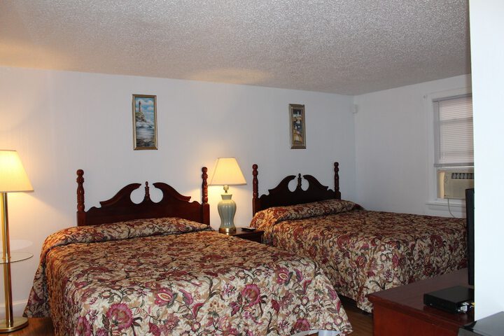 Room 19 of 38