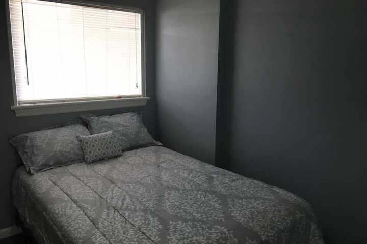 Room 6 of 22