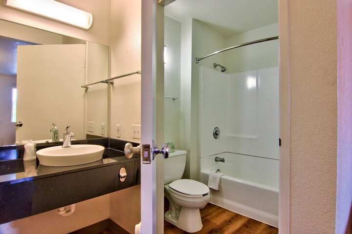 Room 20 of 31
