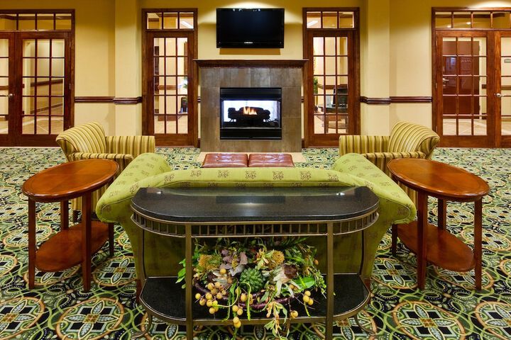 Holiday Inn Express & Suites Millington by IHG