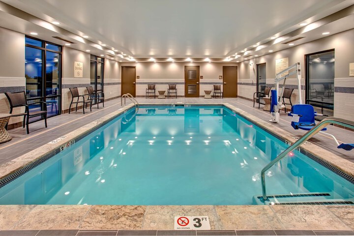 Pool 4 of 30