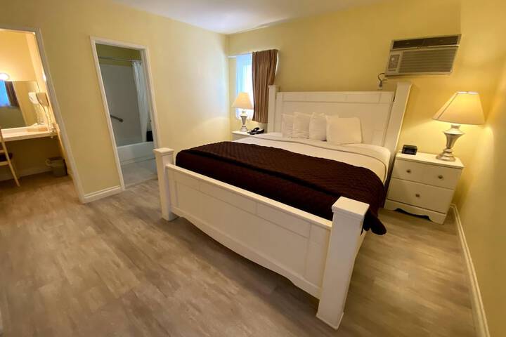 Hollywood Celebrity Hotel