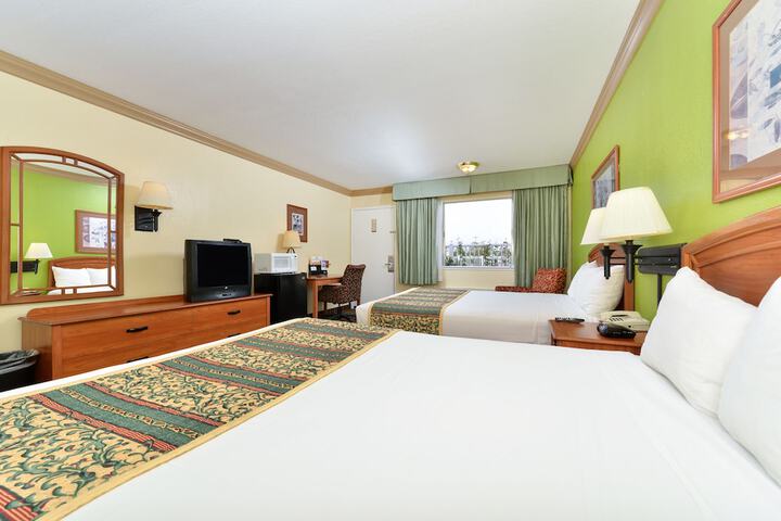 Room 19 of 32