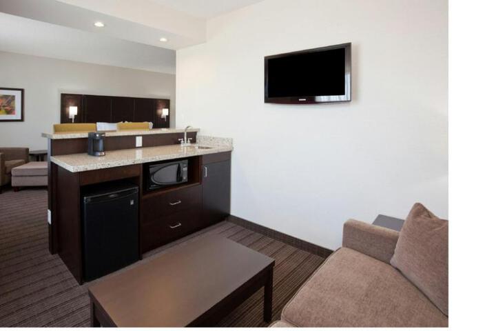 Holiday Inn Express & Suites New Liskeard by IHG