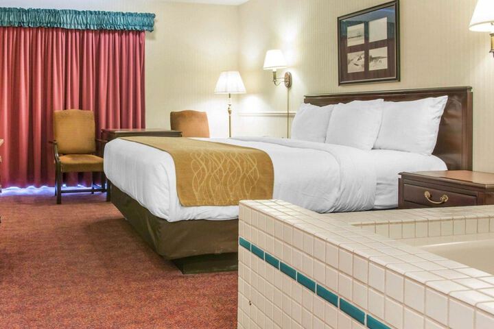 Comfort Inn Lakeside