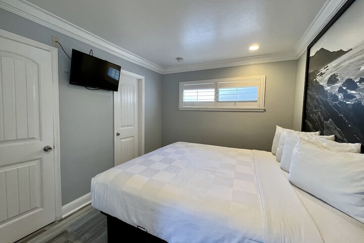 Room 47 of 152