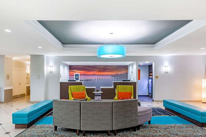 Hotel Interior 13 of 40