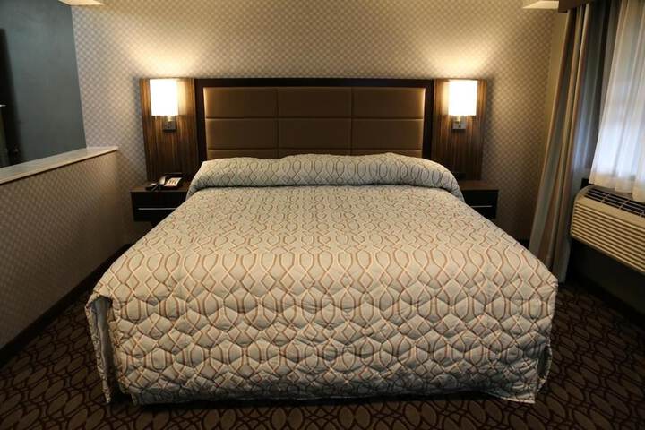 Room 40 of 57