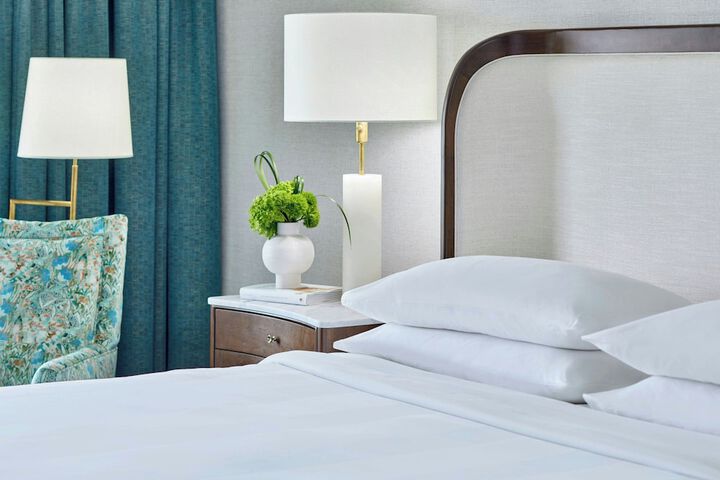 Renaissance Shoals Resort & Spa