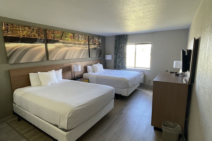 Room 21 of 27