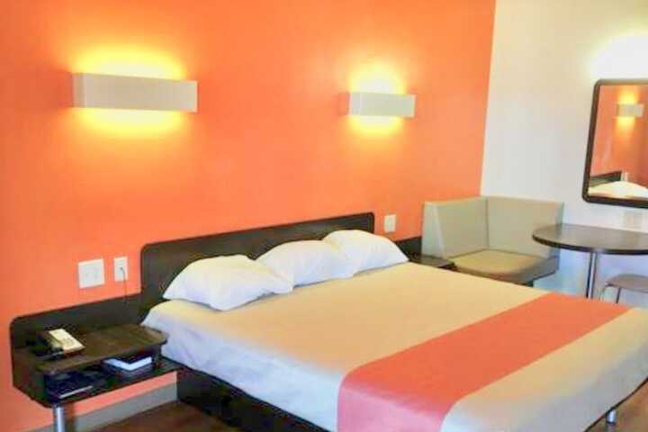 Room 47 of 87