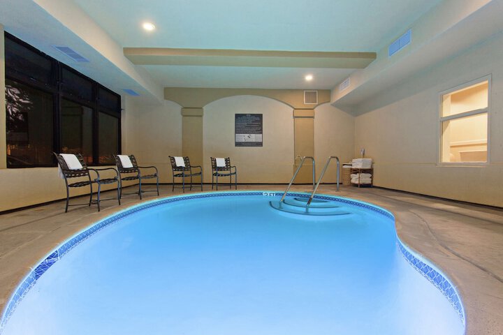 Pool 3 of 26