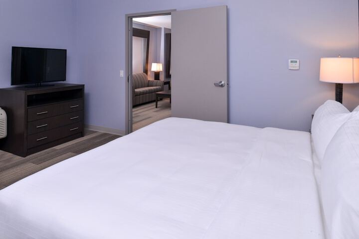 Room 22 of 50