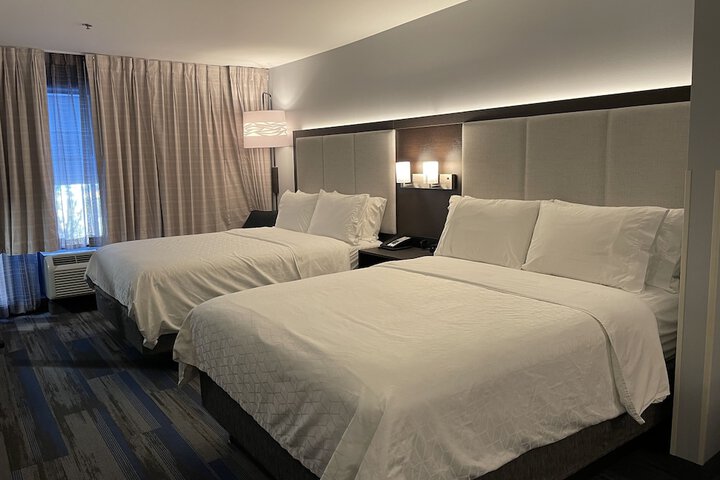Room 21 of 39