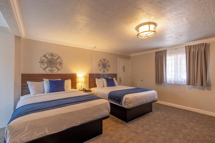 Room 20 of 39