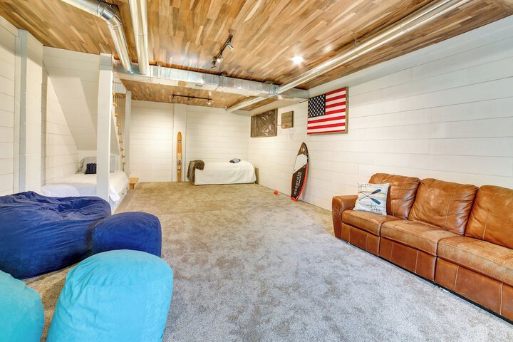 Waterfront Home: Allegheny River Access Dock Slip